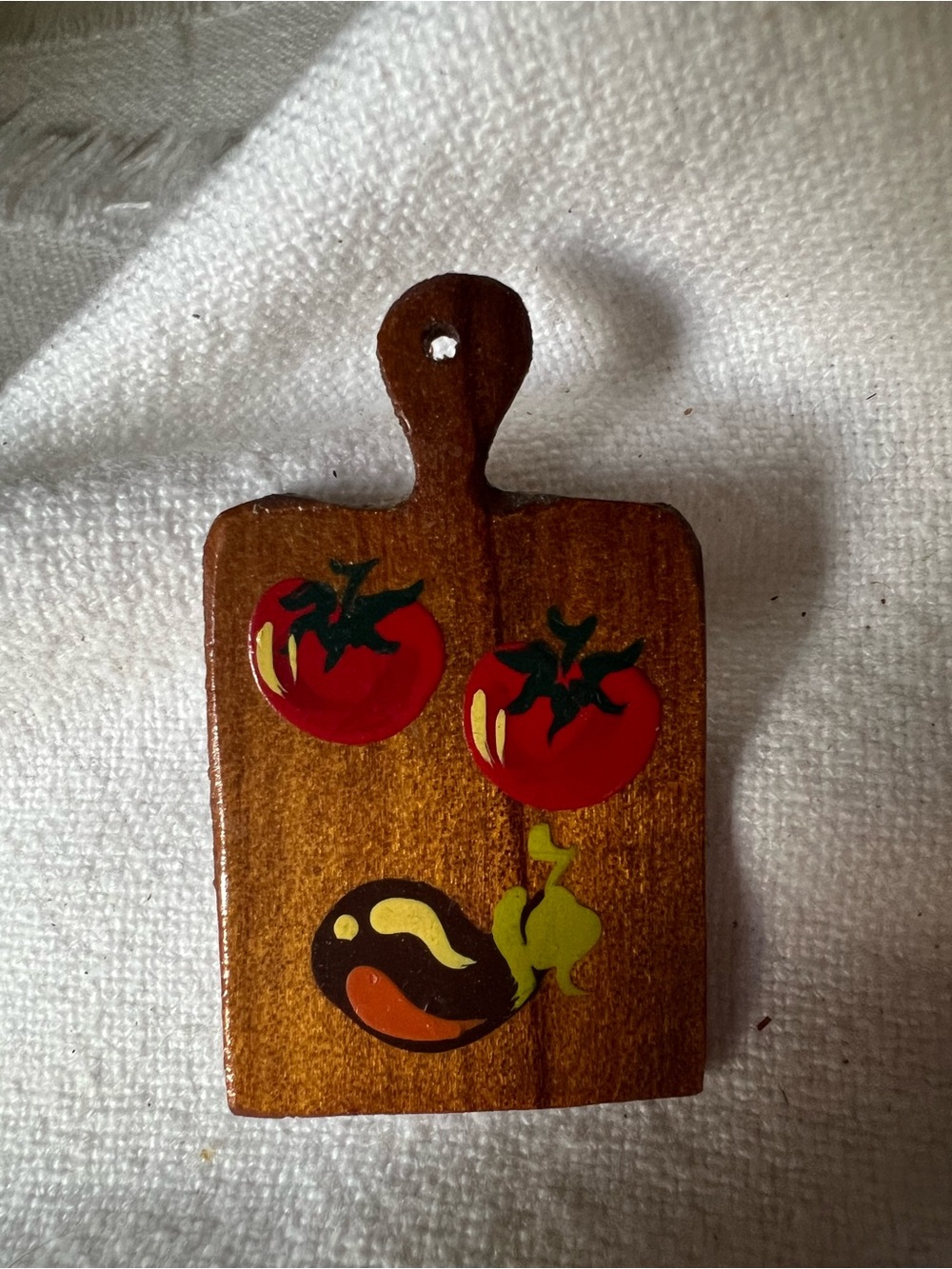 Vintage magnet miniature wooden cutting board featuring painted fruits,